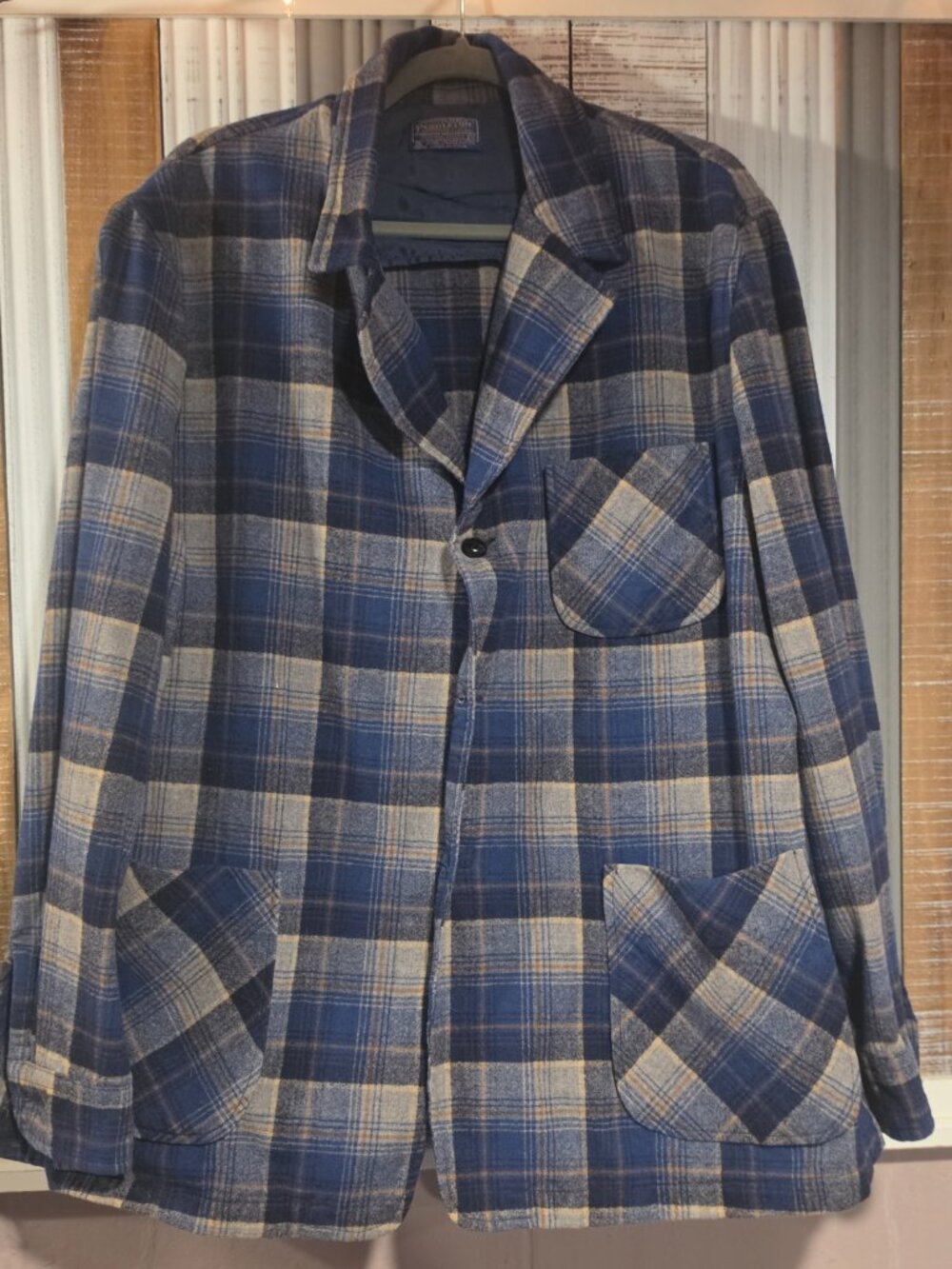 Pendleton Blue Tan Plaid Wool Board Shirt Jacket - Picture 3 of 6
